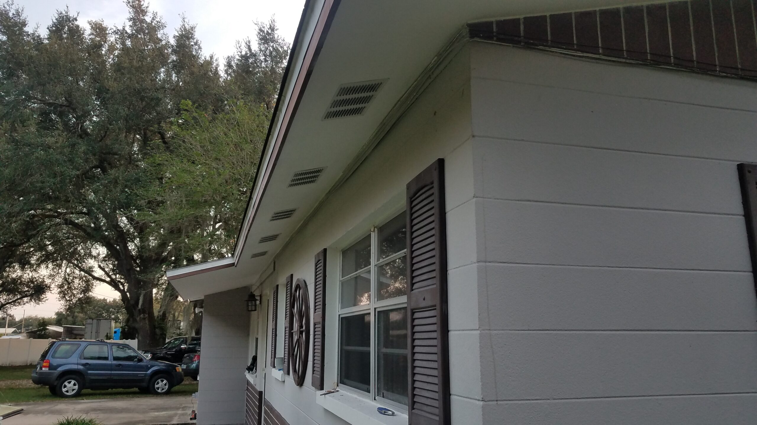 Expert Fascia & Soffit Services in Lakeland, FL 